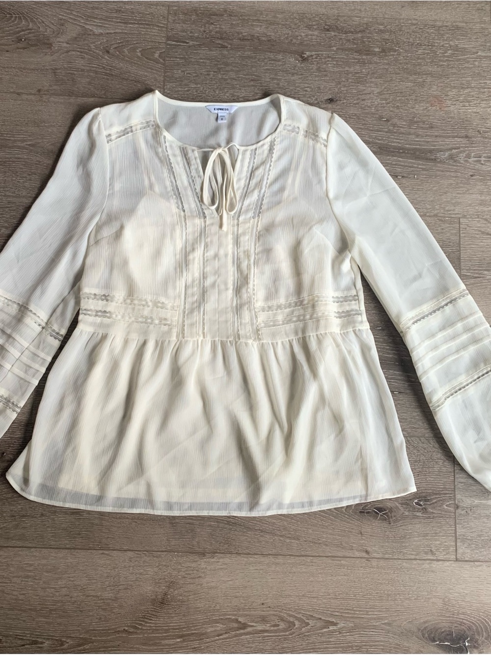 Express Womens Size M Ivory Boho Peplum Blouse Long Sleeve Lace Tie Neck Top